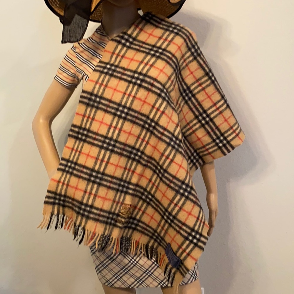 Burberry scarf/wrap